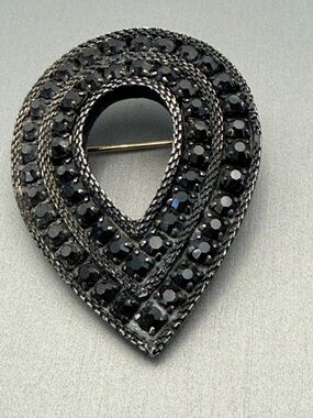 Jet Black Open Teardrop Crystal Vintage Brooch